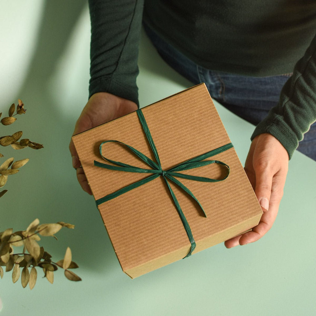 Nordic Spa Gift Box – Cedar & Lavender Tea, Fir Candle & Bath Soak